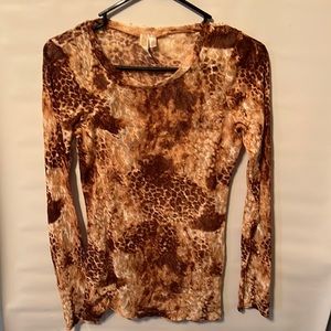 BKE Long Sleeve Animal Print Lace Material